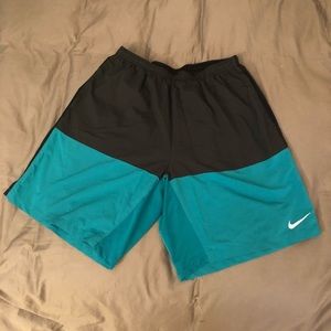 Nike Dry-fit shorts turquoise and black